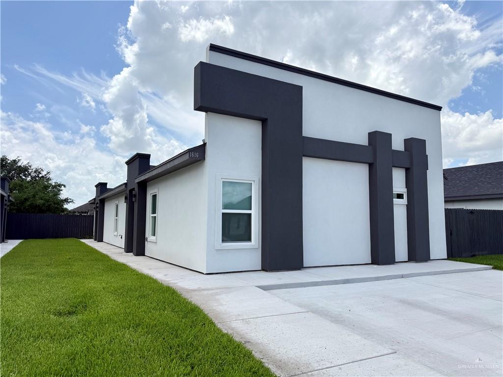 Multi-family home at 1616 Clinton Street, Harlingen, Texas