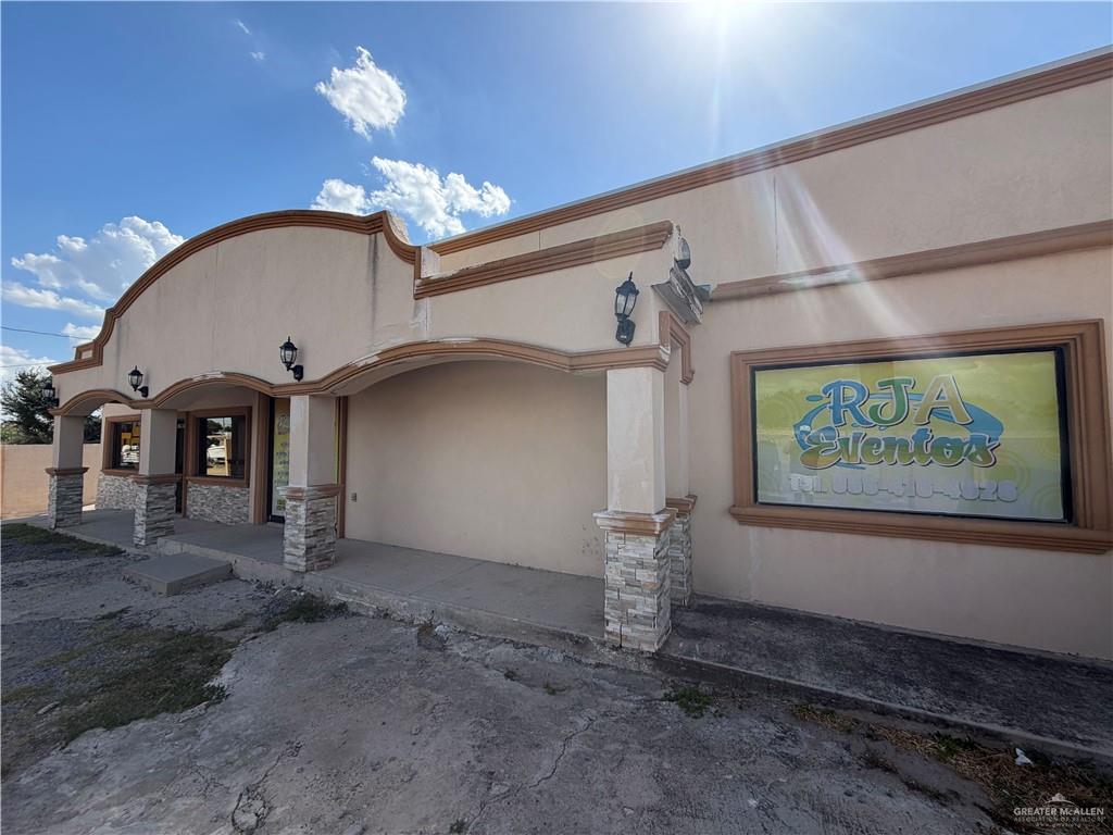 Commercial home at 1879 US Highway 83 Highway, Roma, Texas