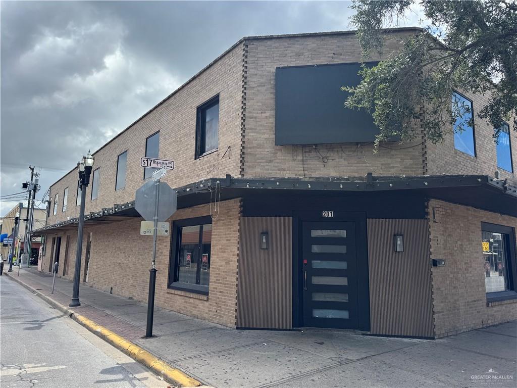 Commercial home at 201 17th Street, McAllen, Texas