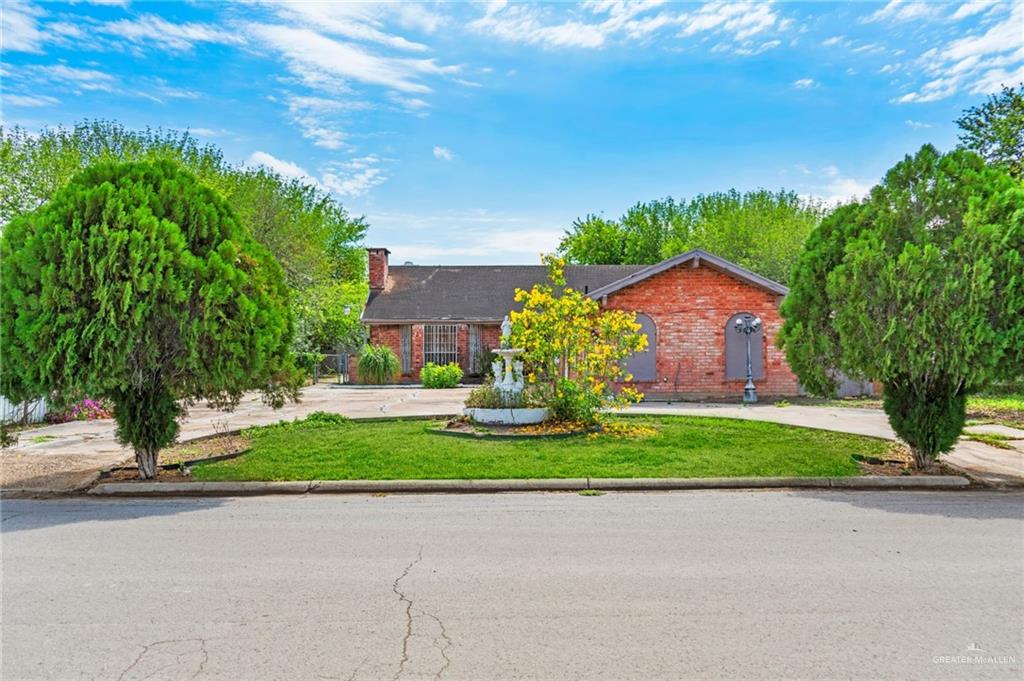 Single Family home at 605 8th Street, Hidalgo, Texas