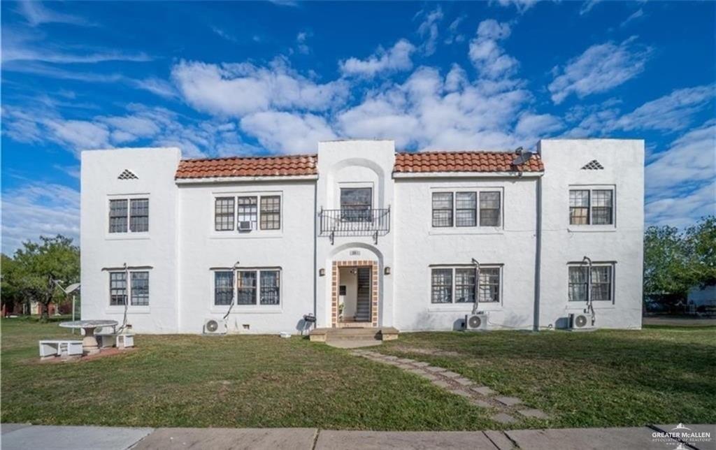 Multi-family home at 284 Corona Cresent Street, San Benito, Texas