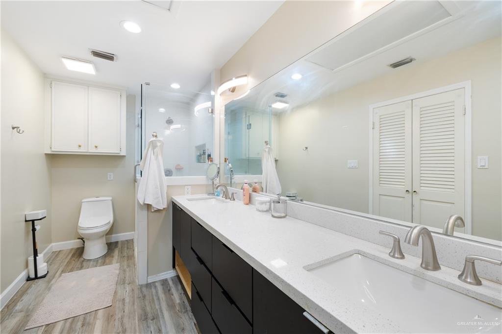 Photo 14 of 324 Toronto Avenue #39