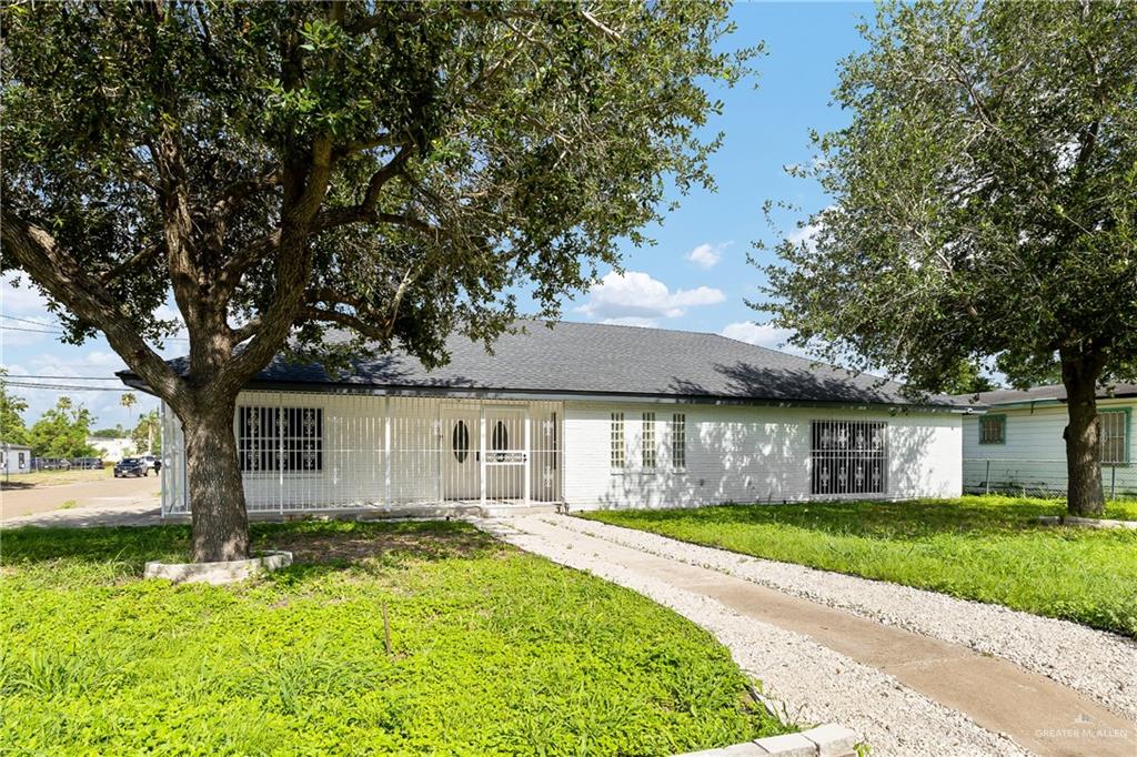Single Family home at 201 Illinois Avenue, Weslaco, Texas