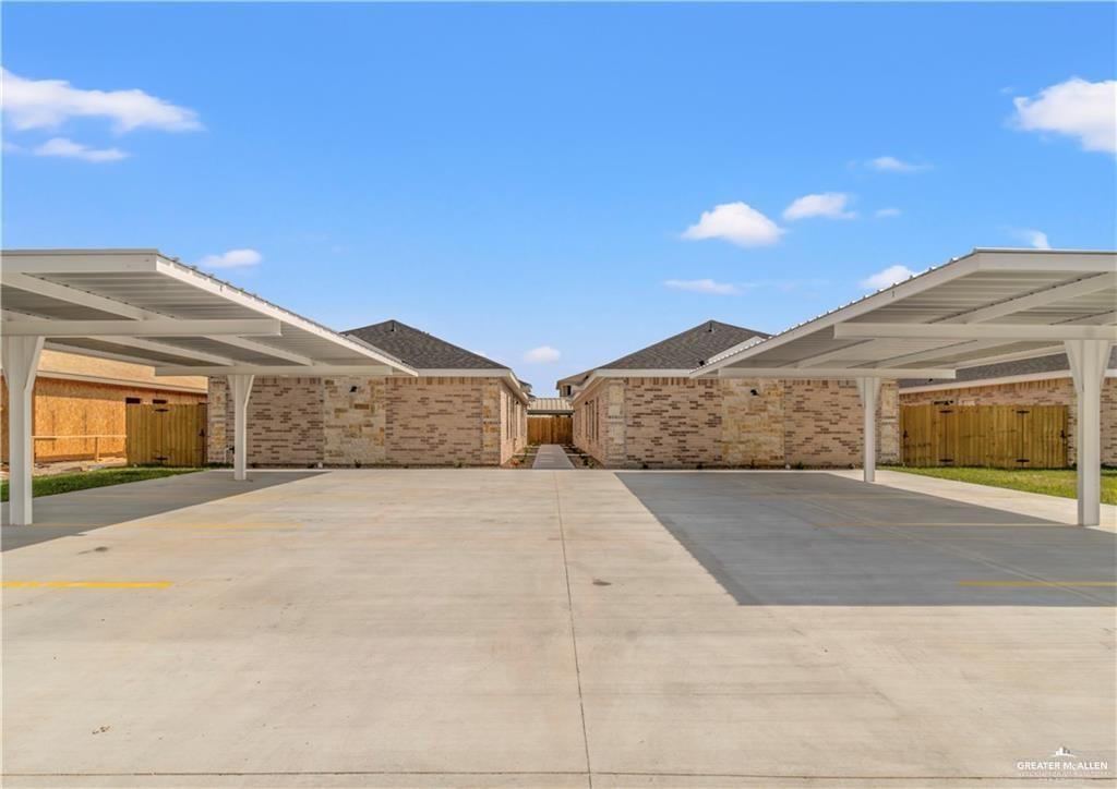 Multi-family home at 1009 Kohala Avenue, Alton, Texas