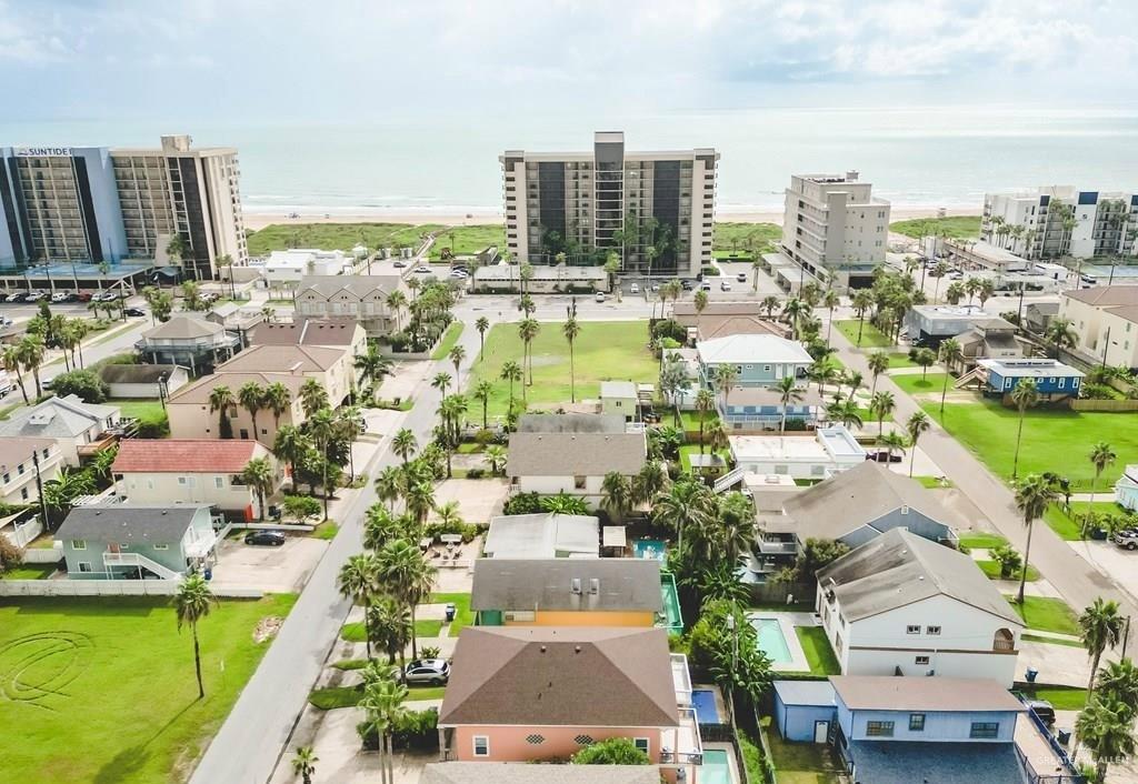 Photo 28 of 121 Swordfish Street