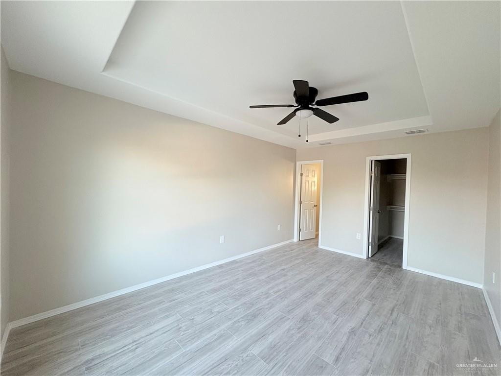 Photo 8 of 4407 Jesenia Street