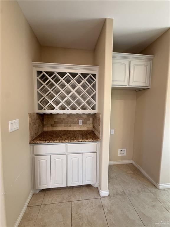 Photo 10 of 2213 Mulberry Drive