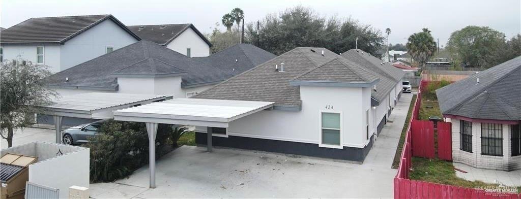 Multi-family home at 424 Chavez Street, Edinburg, Texas
