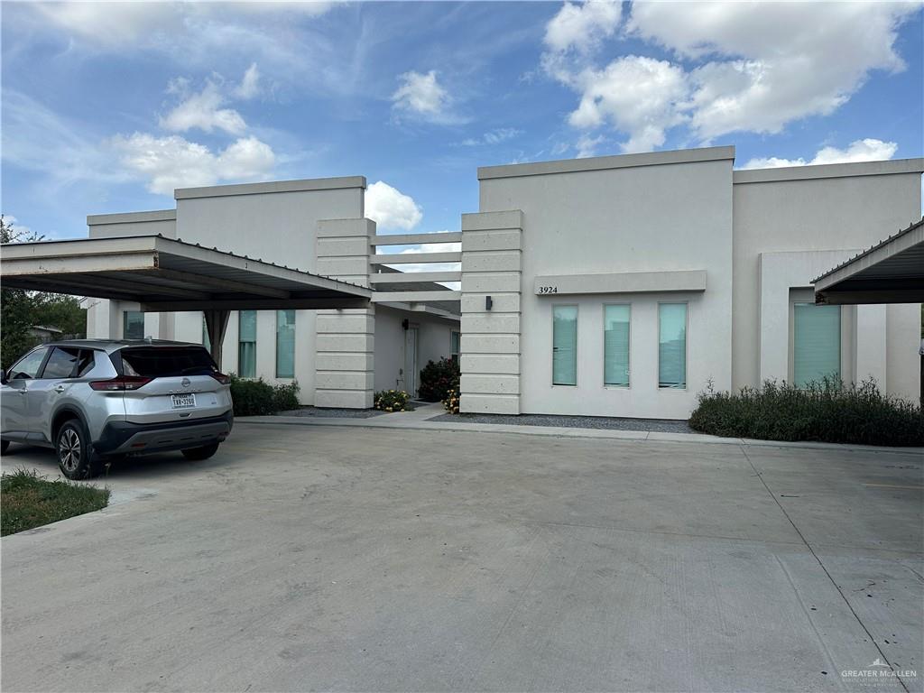 Multi-family home at 3924 Las Vistas Lane, Weslaco, Texas