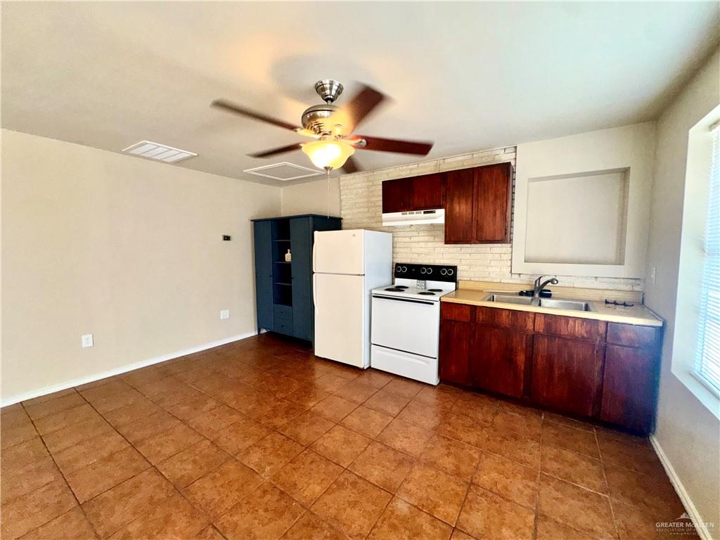 Photo 14 of 821 Stubbs Street
