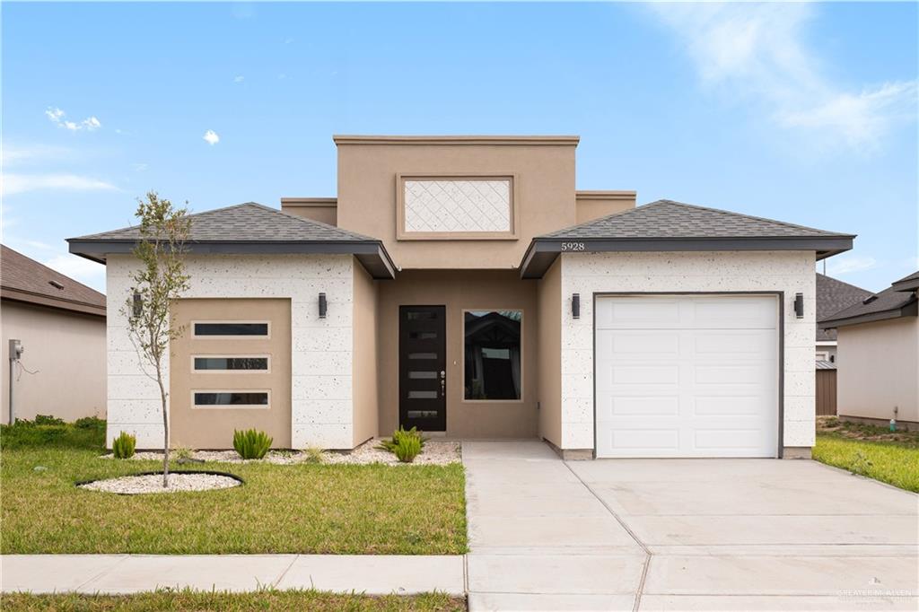 Single Family home at 5928 Playa Del Sol Street, Edinburg, Texas