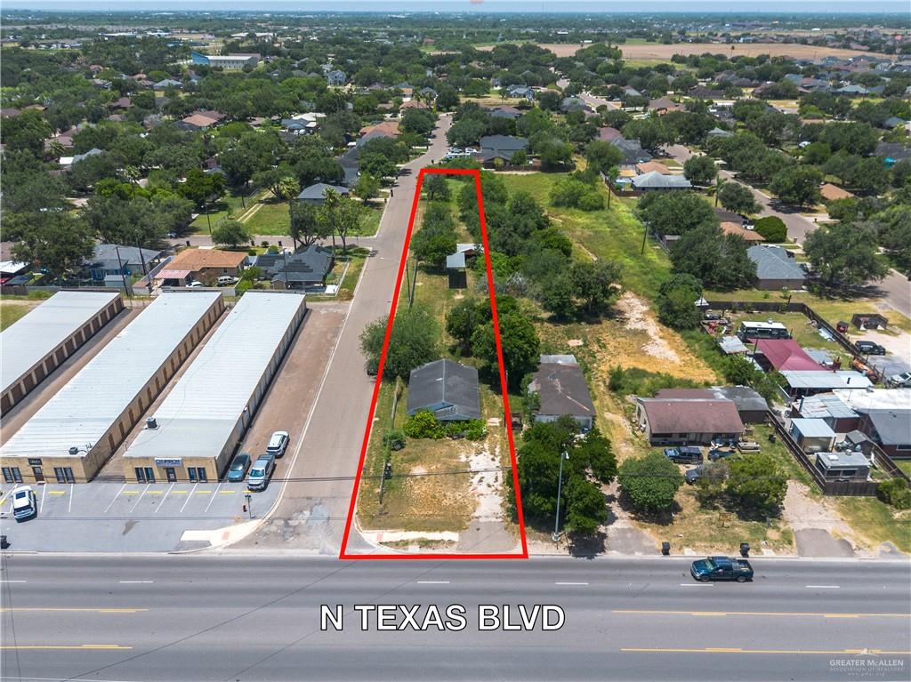 Single Family home at 2713 Texas Boulevard, Weslaco, Texas
