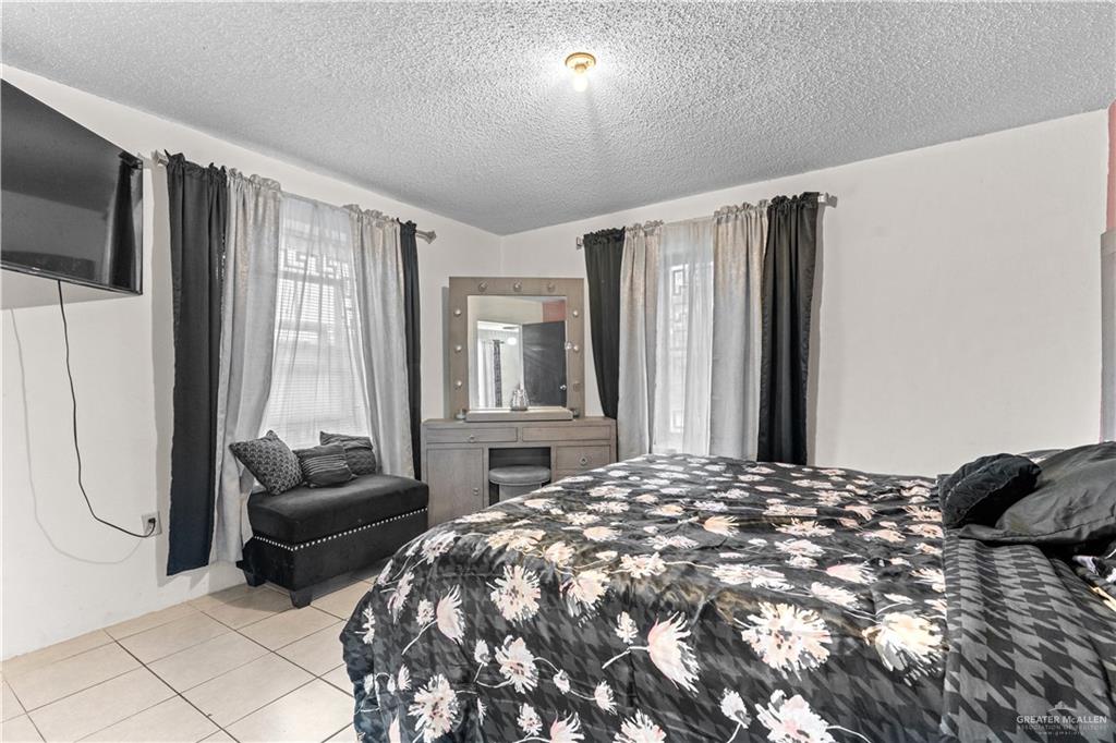 Photo 6 of 670 St John Drive