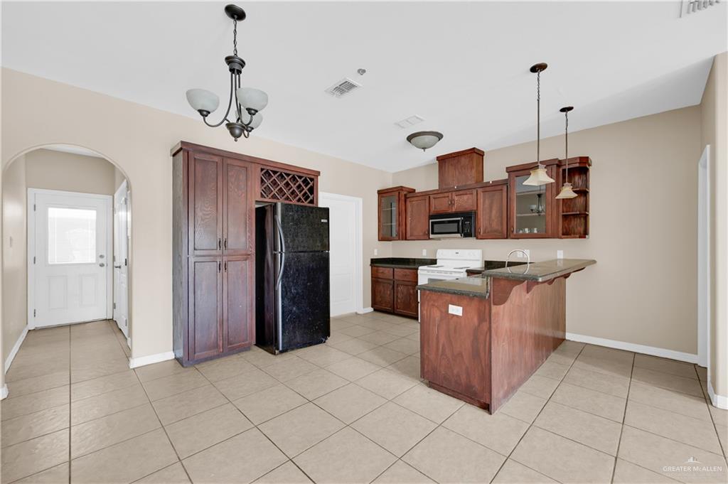 Photo 4 of 3700 Embassy Avenue