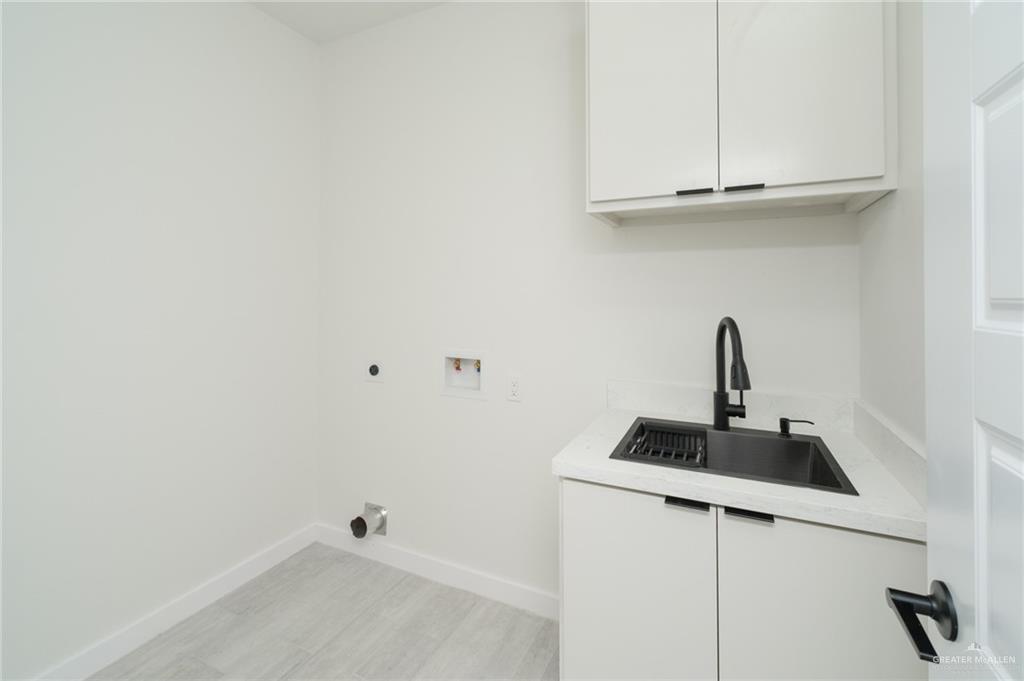 Photo 14 of 461 Texas Boulevard