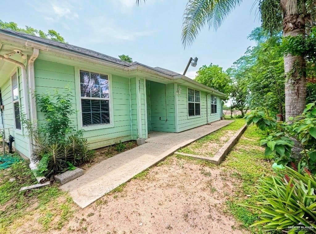 Single Family home at 27551 Solis Road, La Feria, Texas