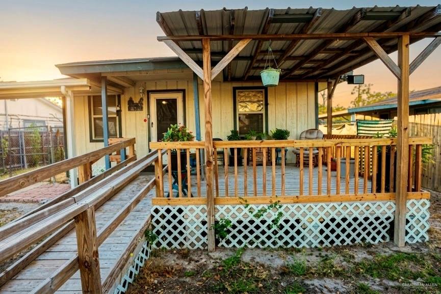 Single Family home at 408 8th Street, Donna, Texas