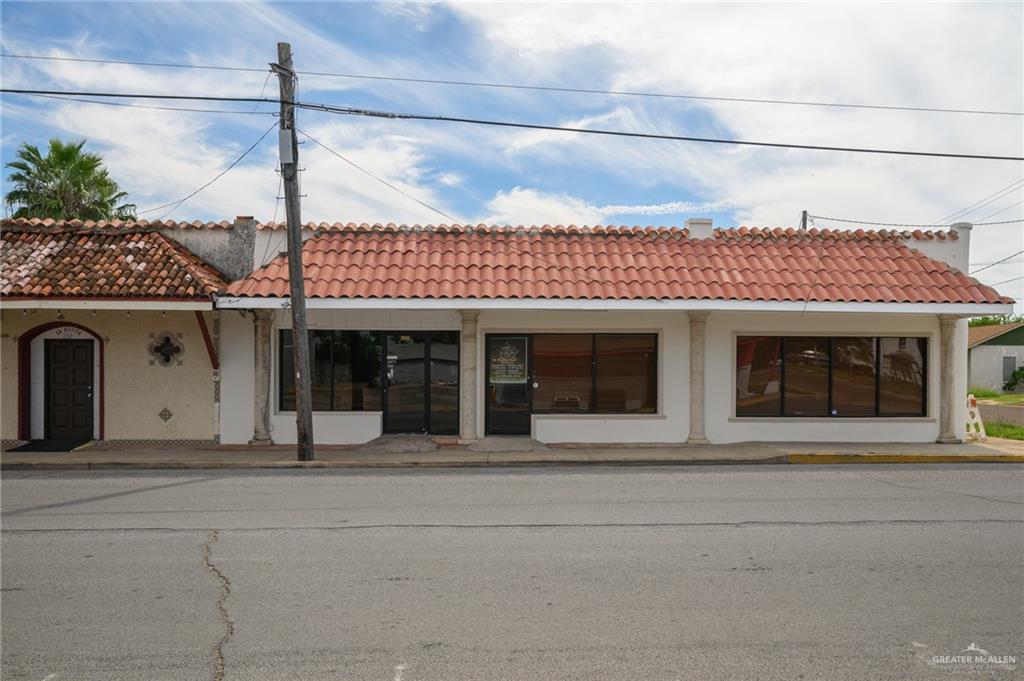 Commercial home at 267 Robertson Street, San Benito, Texas