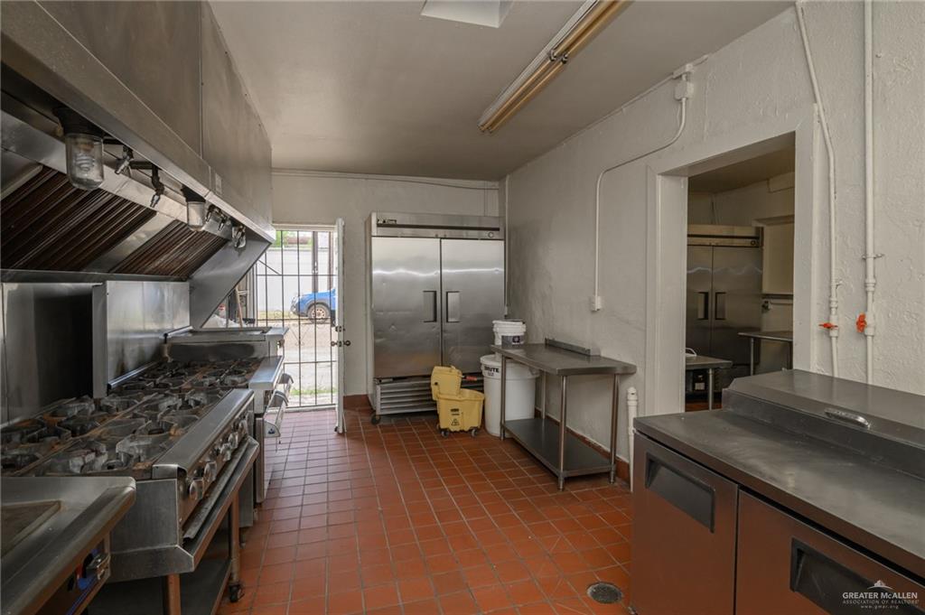Photo 21 of 267 Robertson Street