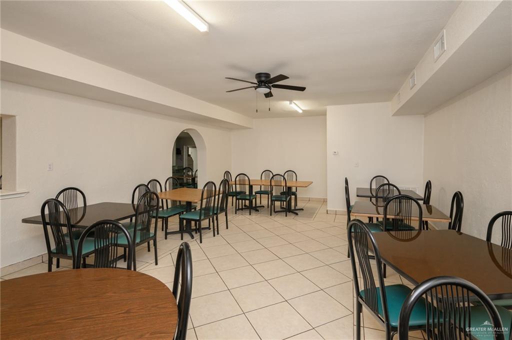 Photo 9 of 267 Robertson Street