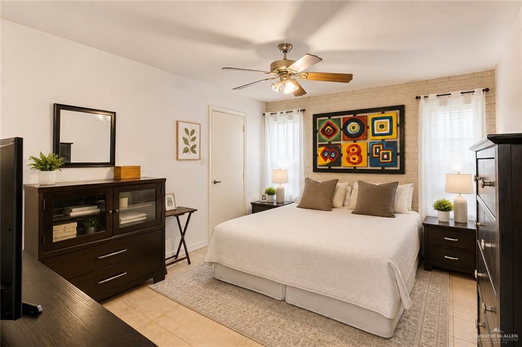 Photo 10 of 301 Tyler Avenue