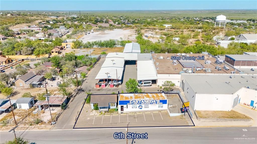 Commercial home at 100 6th Street, Rio Grande City, Texas