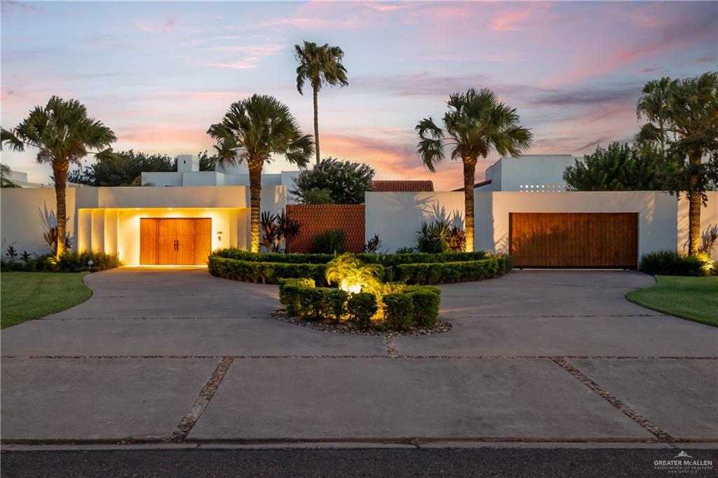 Single Family home at 323 Nightingale Avenue, McAllen, Texas