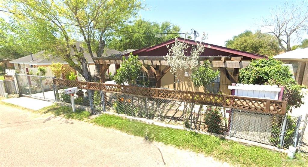 Single Family home at 313 Crisantema Street, Sullivan City, Texas
