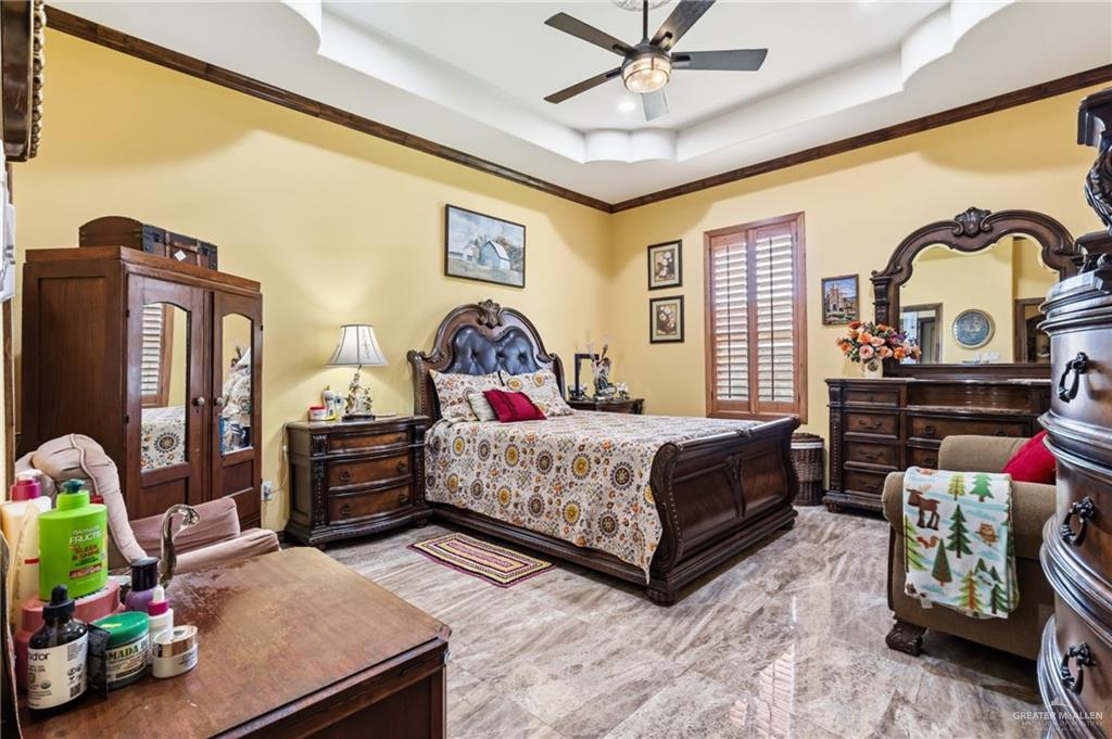 Photo 8 of 717 27th Street