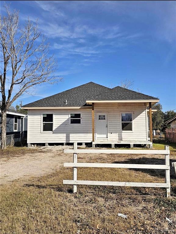 Single Family home at 614 Birch Avenue, Alamo, Texas