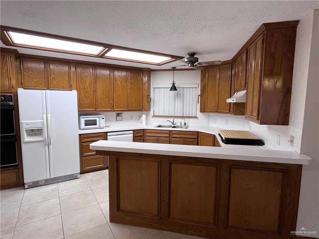 Photo 4 of 837 Nada Drive