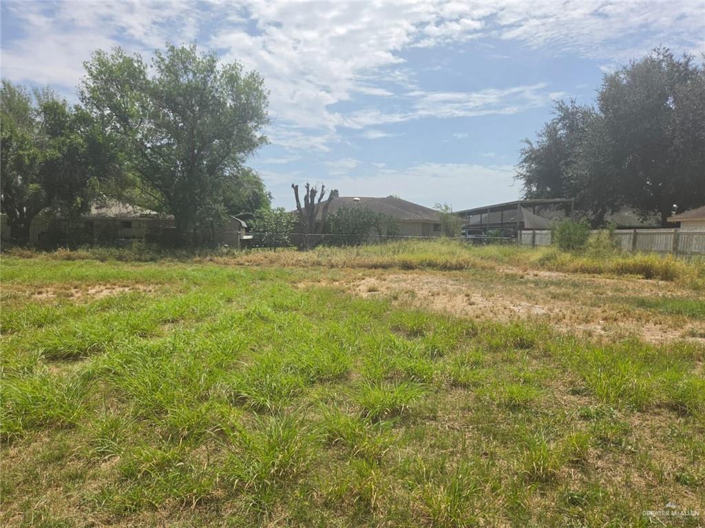 Land home at 506 Tierra Linda Boulevard, Palmview, Texas