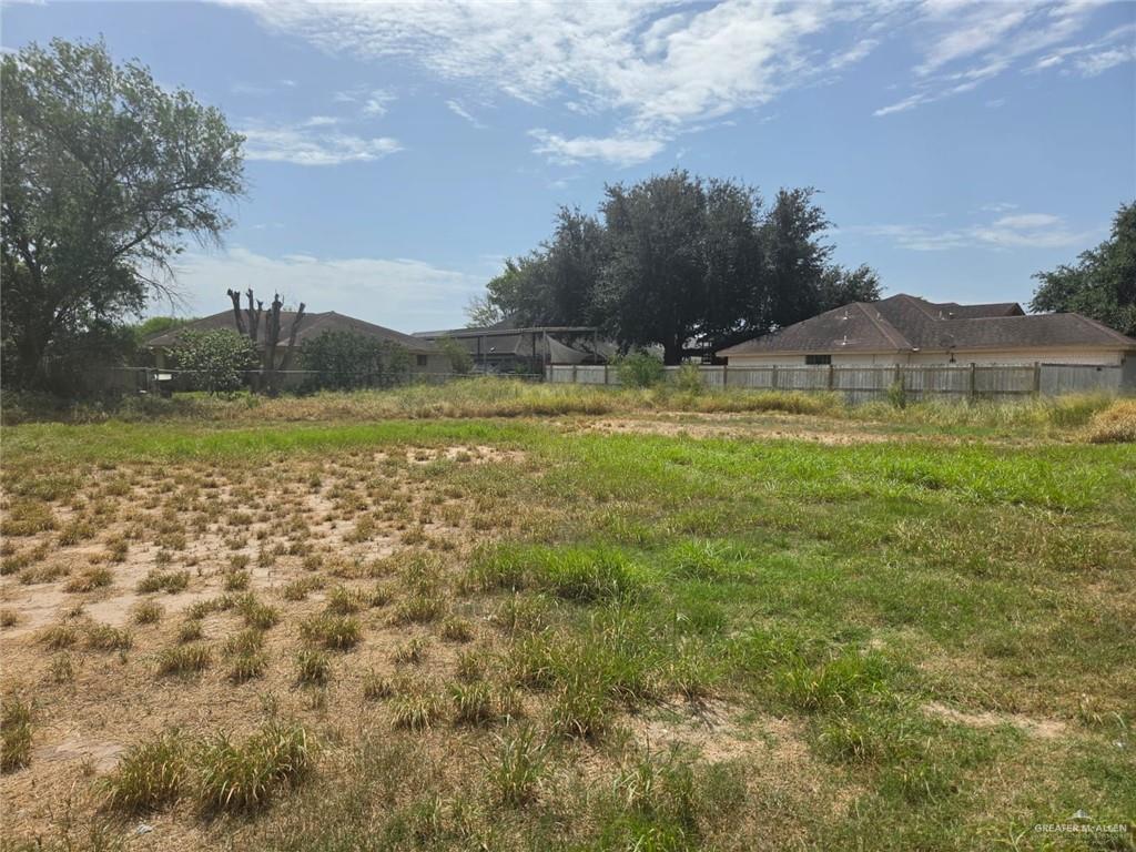 Photo 2 of 506 Tierra Linda Boulevard