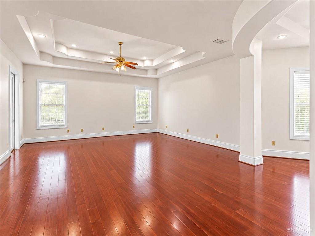 Photo 10 of 7408 4th Street