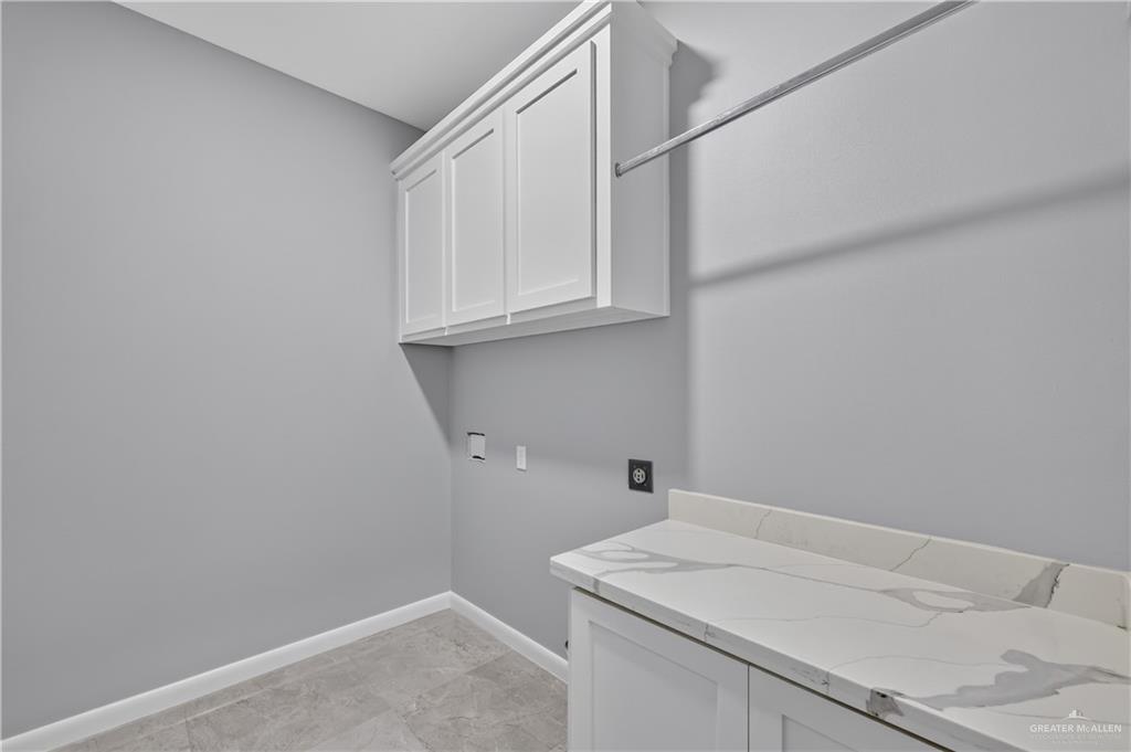 Photo 17 of 5213 42nd Street