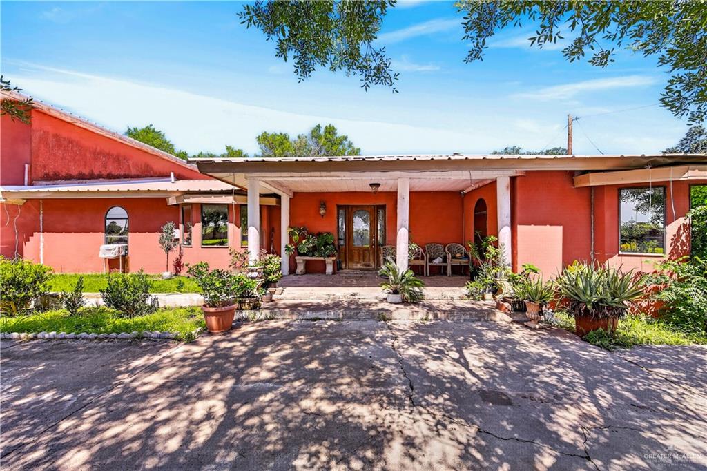 Single Family home at 5807 Mile 4 1/2, Weslaco, Texas