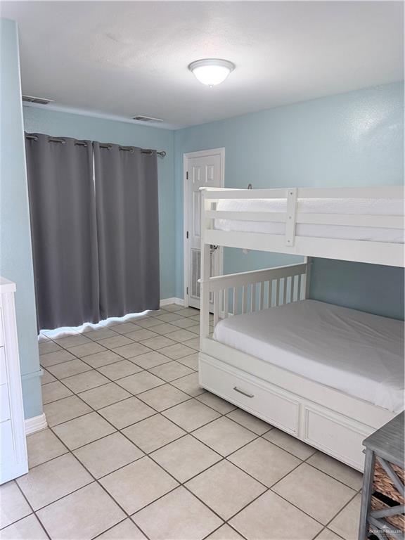 Photo 18 of 120 Huisache Street #B