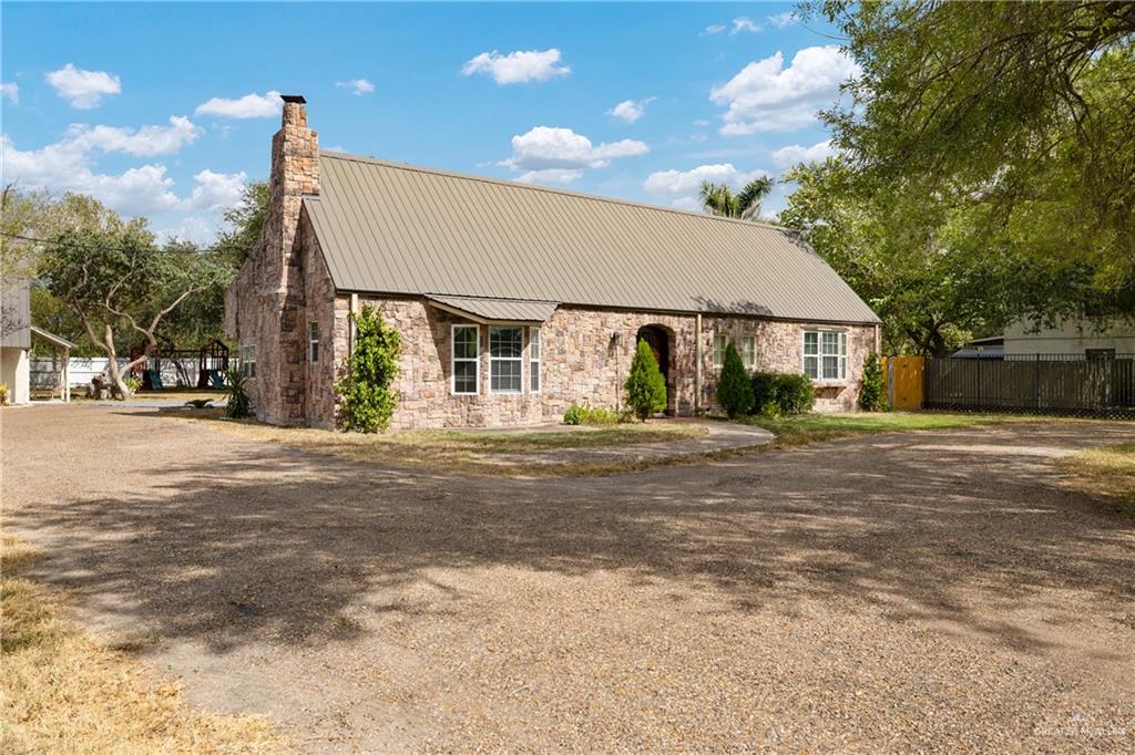 Single Family home at 100 Parker Road, La Feria, Texas