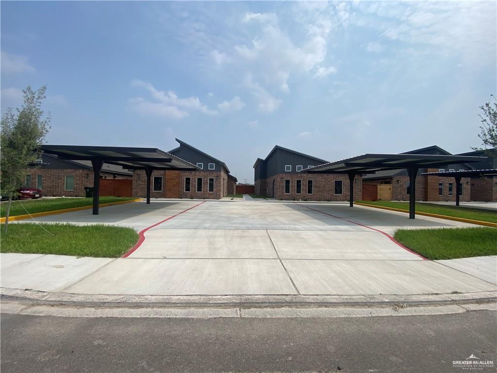 Multi-family home at 904 Hidden Hills Street, Mission, Texas