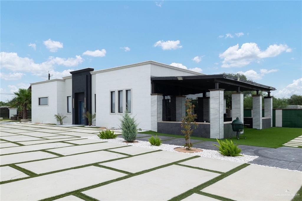 Single Family home at 7324 Mile 6 Road, Mission, Texas