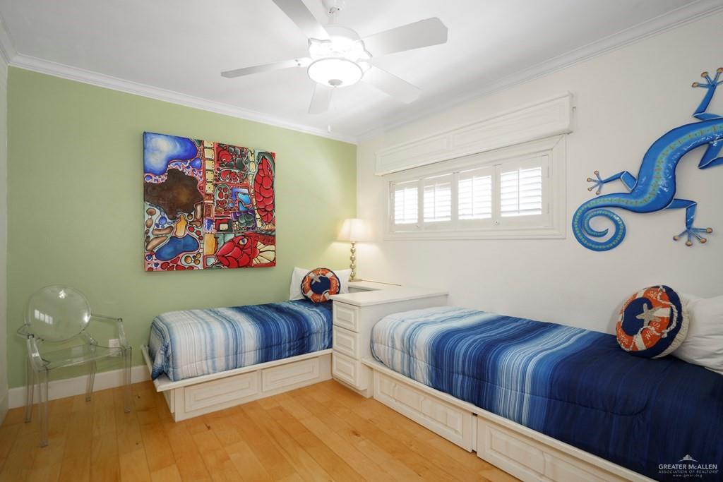 Photo 32 of 5909 Laguna Circle