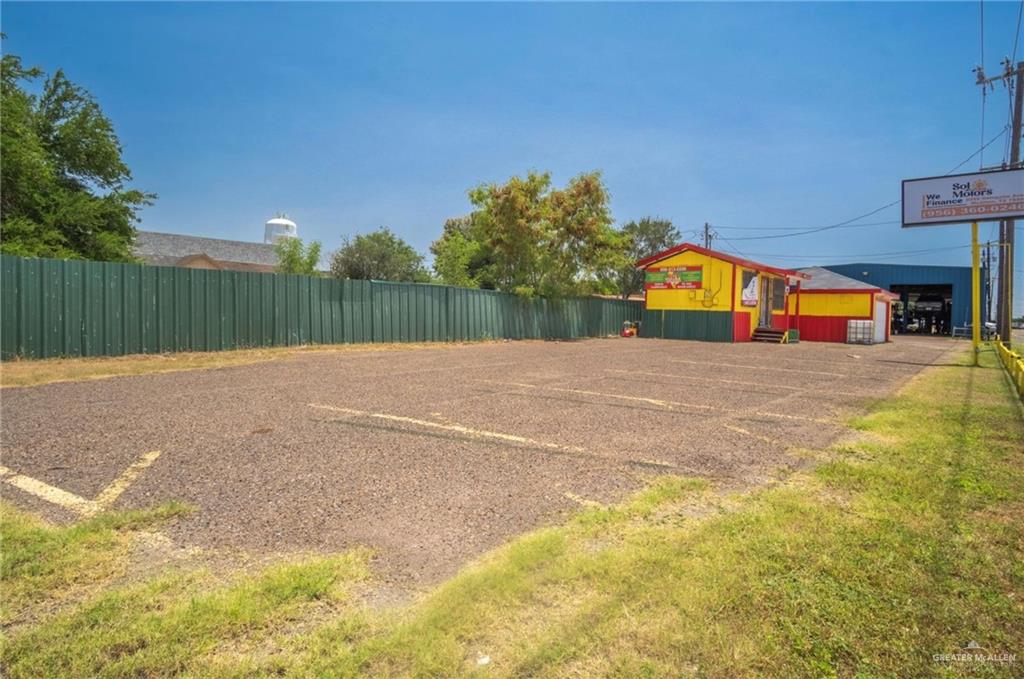 Commercial home at 2255 Date Palm Avenue, McAllen, Texas