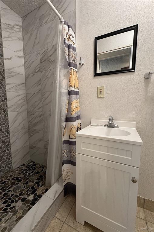 Photo 27 of 124 Retama Street