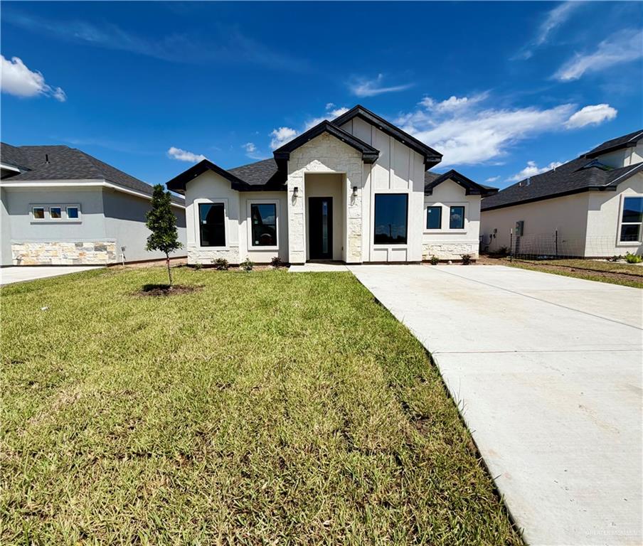 Single Family home at 444 Sandy Road, Donna, Texas