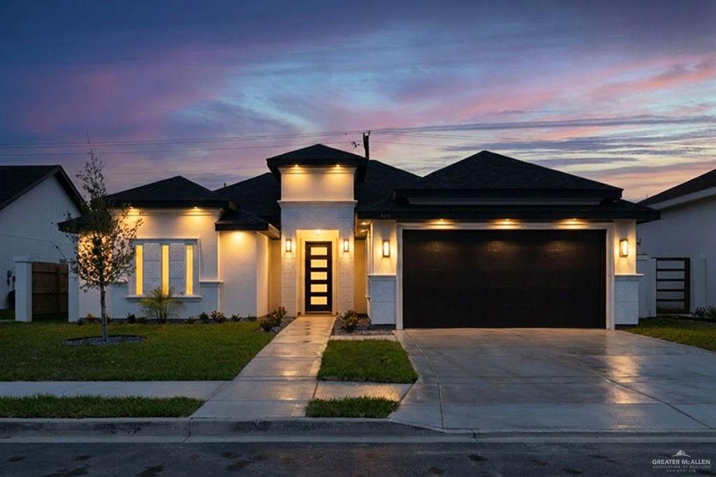 Single Family home at 813 Buxton Avenue, Edinburg, Texas