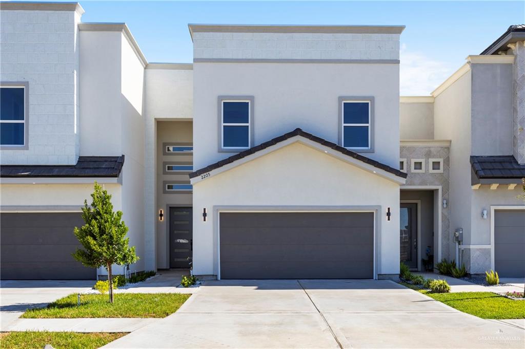 Townhome home at 2213 Dorado Drive, Mission, Texas