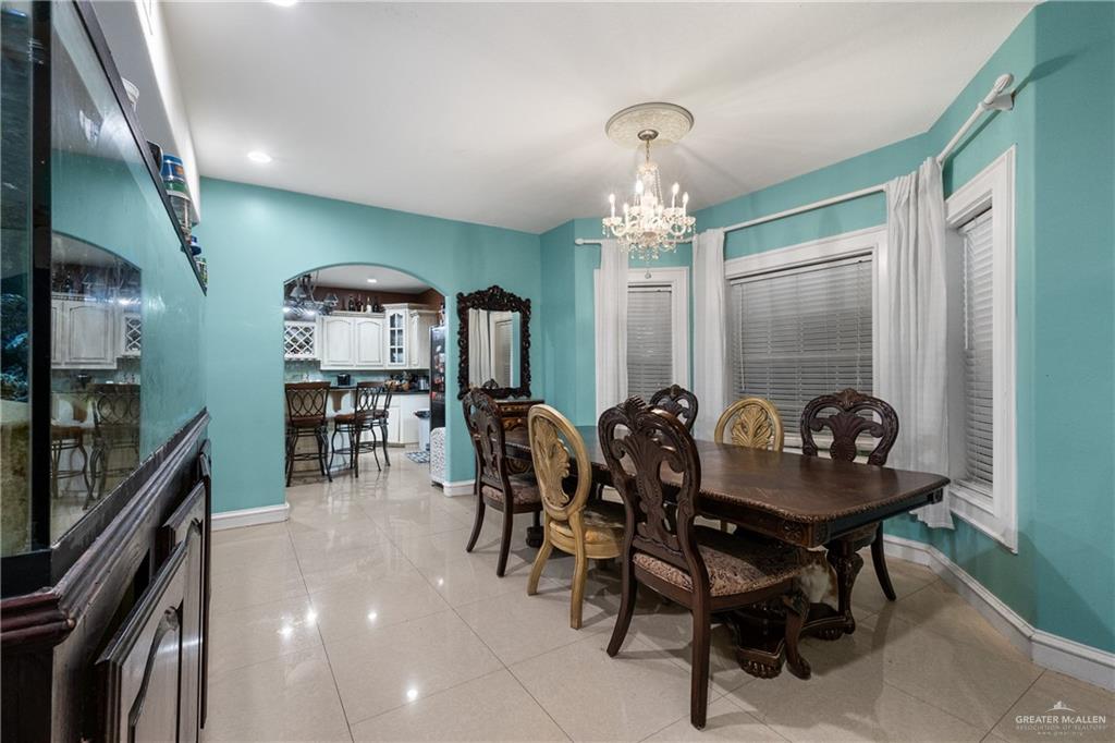 Photo 6 of 5860 Forest Boulevard