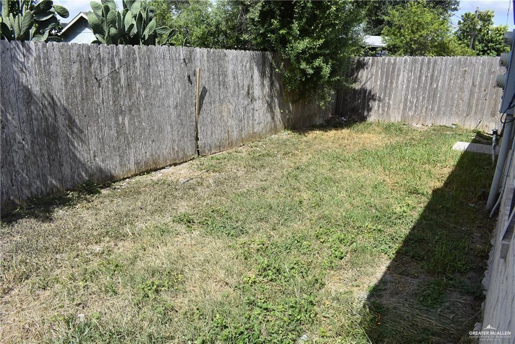 Photo 9 of 307 Albatross Avenue