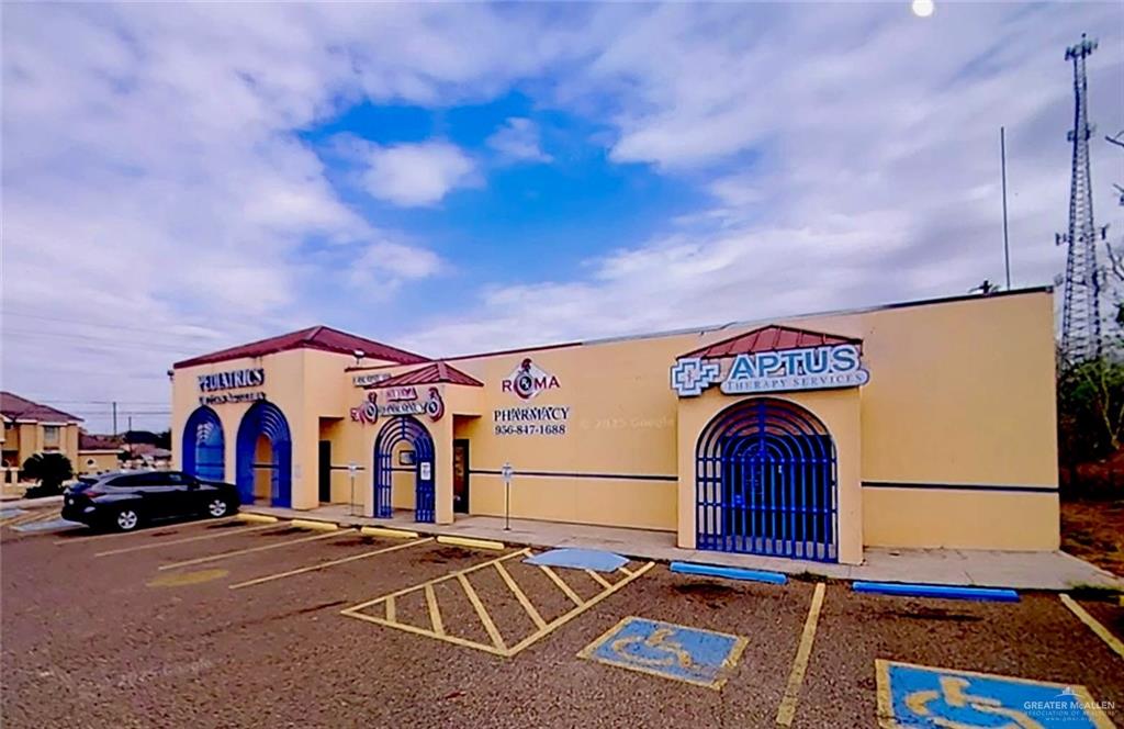 Commercial home at 700 Bravo Boulevard, Roma, Texas