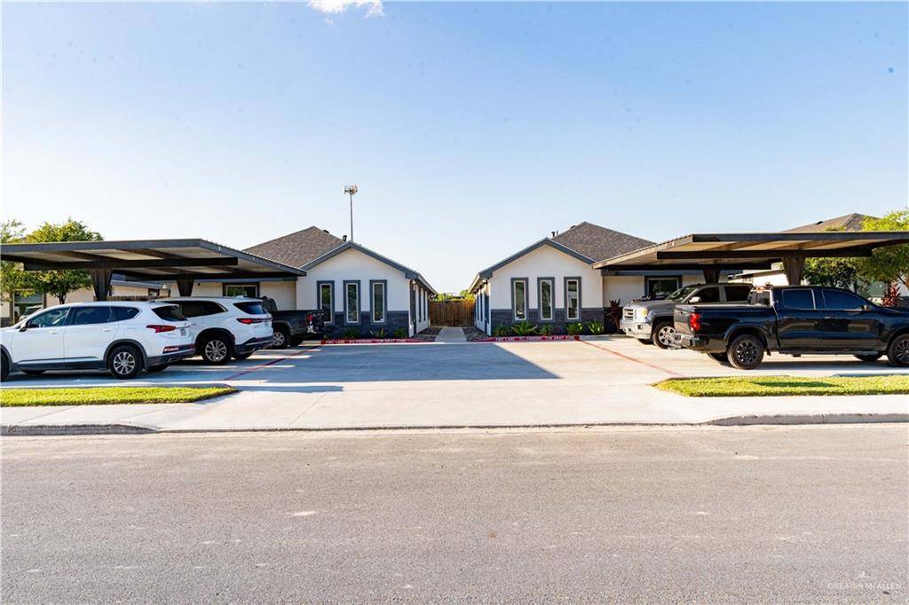 Multi-family home at 708 Palmer Road, Mission, Texas